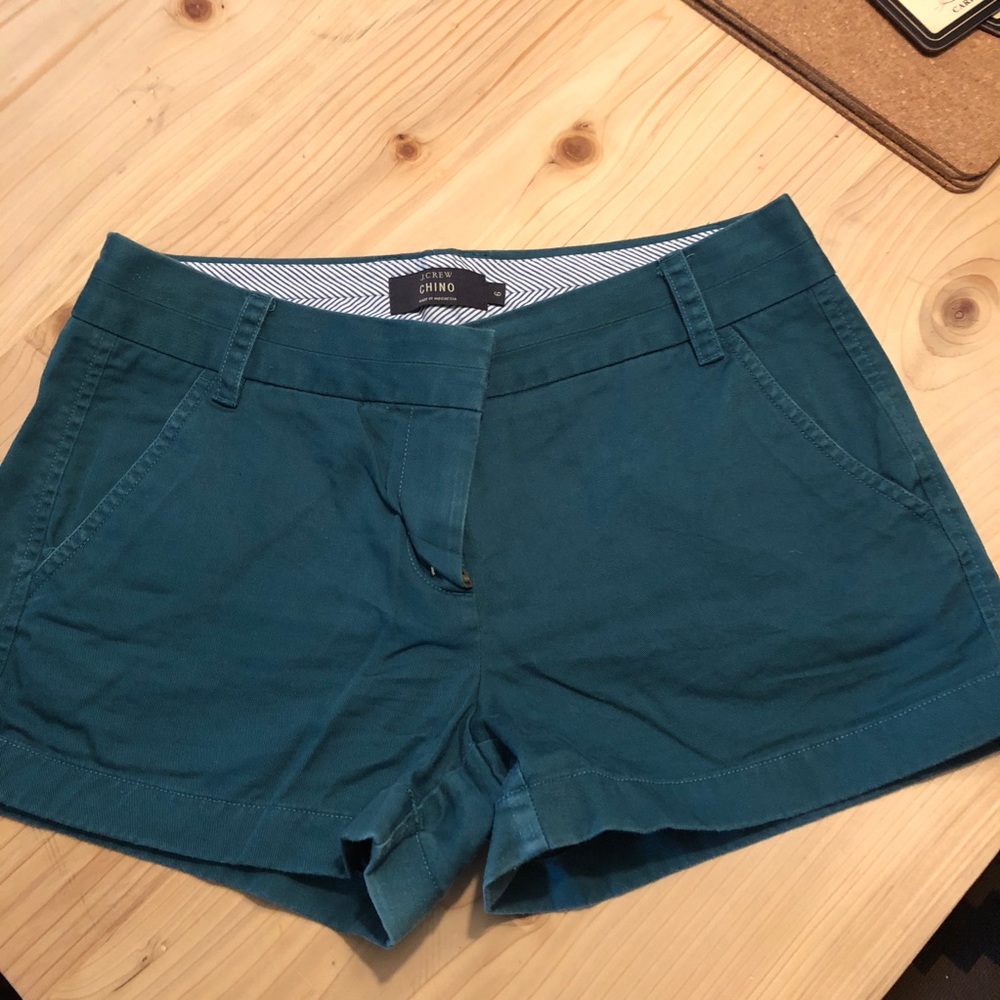J. Crew 3” Chino Shorts Size 6